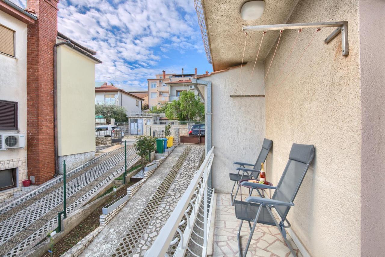 Apartman Andi Pula Exterior photo